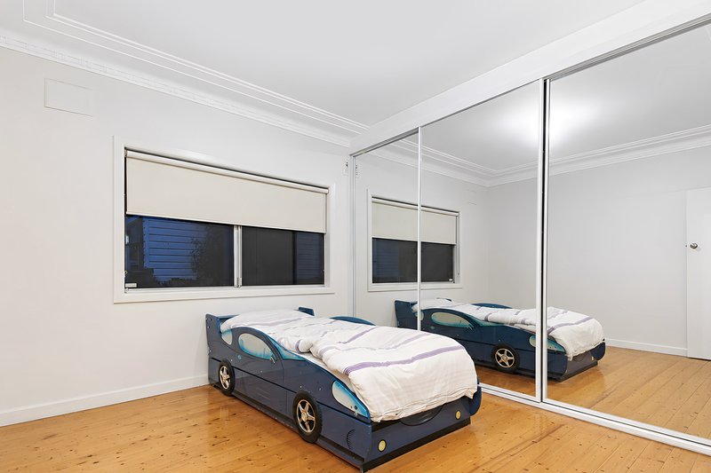 Photo - 7 Swan Street, Revesby NSW 2212 - Image 6