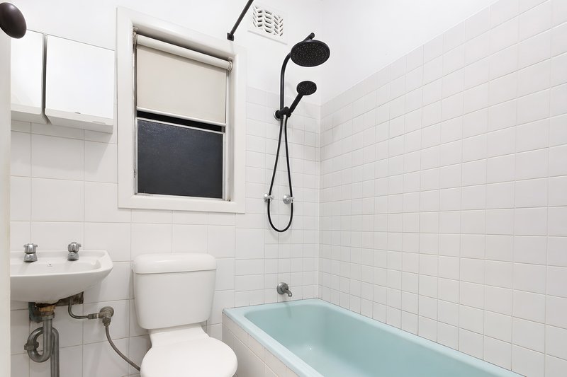 Photo - 7 Swan Street, Revesby NSW 2212 - Image 7