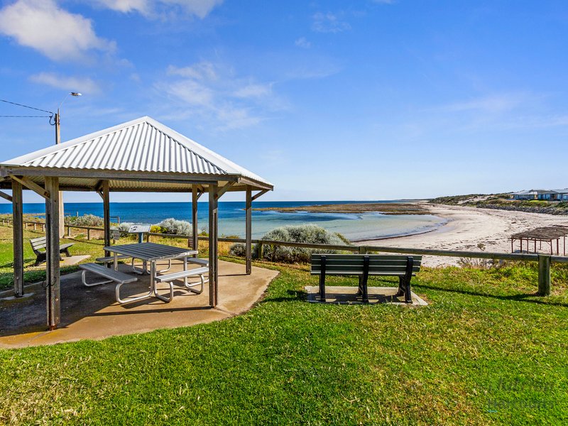 Photo - 7 Swincer Avenue, Bluff Beach SA 5575 - Image 11