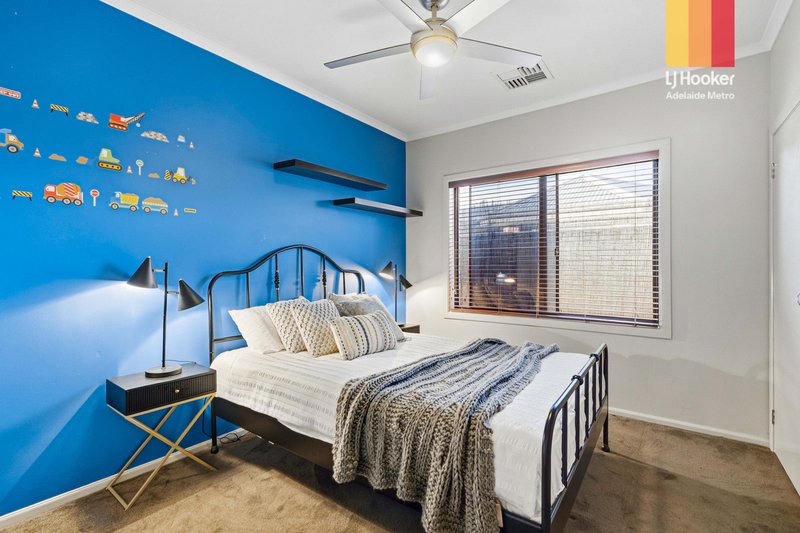 Photo - 7 Tahlia Court, Parafield Gardens SA 5107 - Image 12