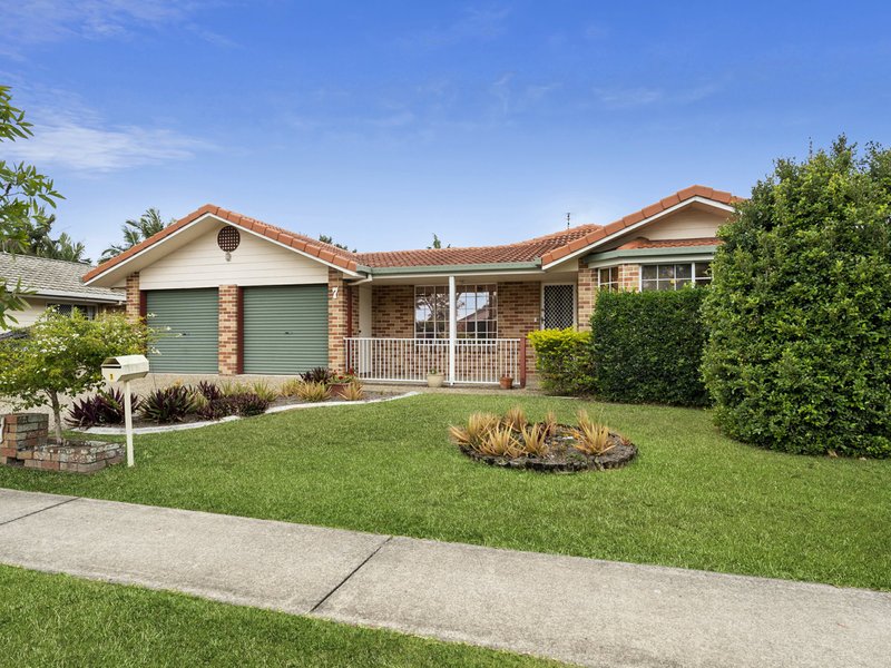 Photo - 7 Talara Street, Currimundi QLD 4551 - Image 13