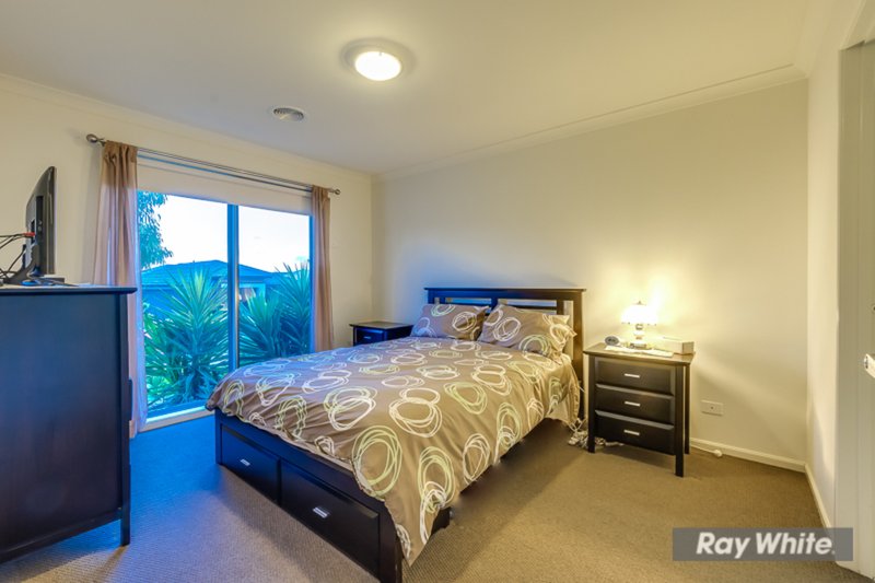 Photo - 7 Tallgrass Avenue, Truganina VIC 3029 - Image 3