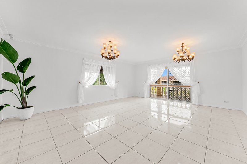 Photo - 7 Tallis Street, Macgregor QLD 4109 - Image 5