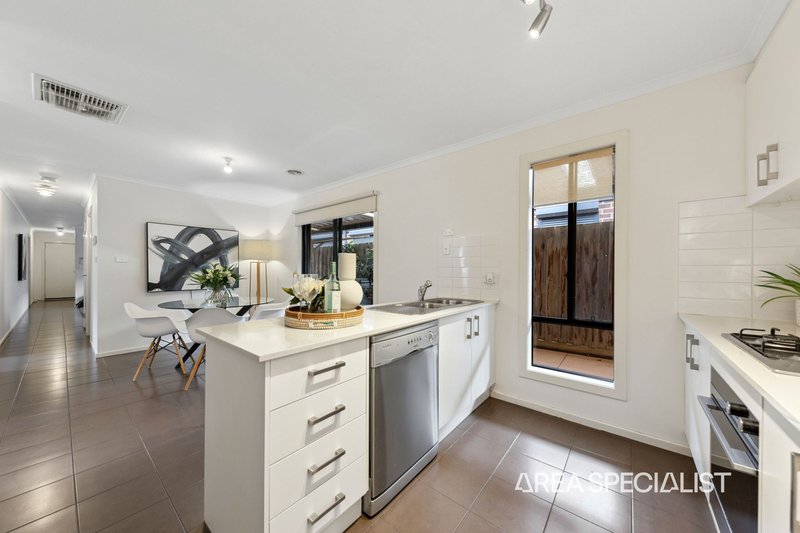 Photo - 7 Tamar Street, Pakenham VIC 3810 - Image 14