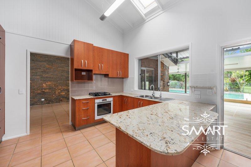 Photo - 7 Tambourah Drive, Benowa QLD 4217 - Image 10