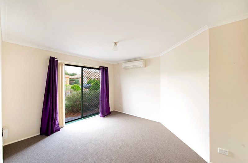 Photo - 7 Tana Place, Ngunnawal ACT 2913 - Image 2