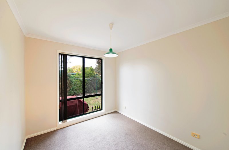 Photo - 7 Tana Place, Ngunnawal ACT 2913 - Image 8