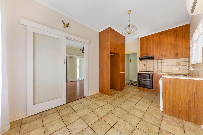 Photo - 7 Tania Avenue, Windsor Gardens SA 5087 - Image 6