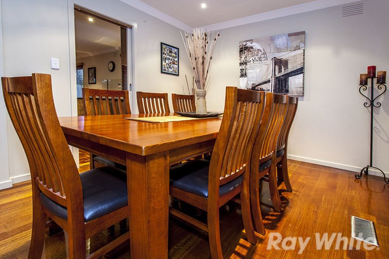 Photo - 7 Tanner Street, Glen Waverley VIC 3150 - Image 4