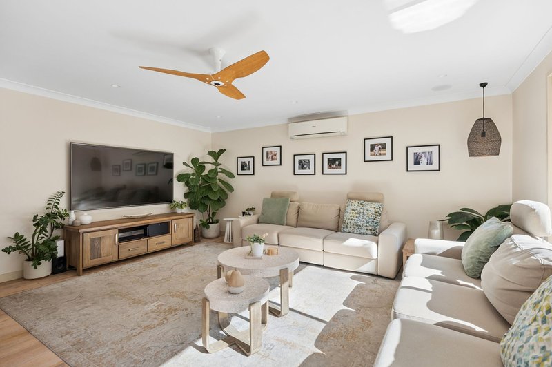 Photo - 7 Tappeiner Court, Baulkham Hills NSW 2153 - Image 4