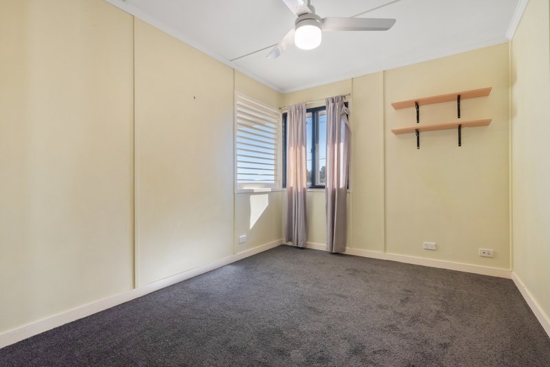 Photo - 7 Tara Street, Stafford Heights QLD 4053 - Image 10