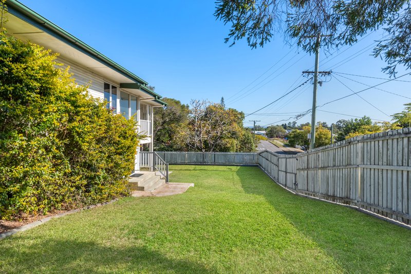 Photo - 7 Tara Street, Stafford Heights QLD 4053 - Image 15