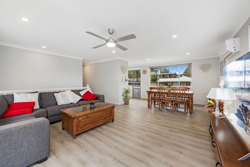 Photo - 7 Tarwarri Road, , Summerland Point NSW 2259 - Image 3