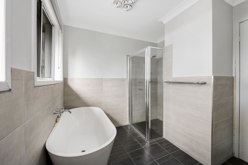 Photo - 7 Tarwarri Road, , Summerland Point NSW 2259 - Image 7
