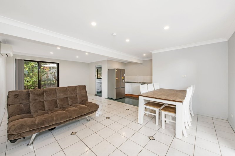 Photo - 7 Tarwarri Road, , Summerland Point NSW 2259 - Image 9