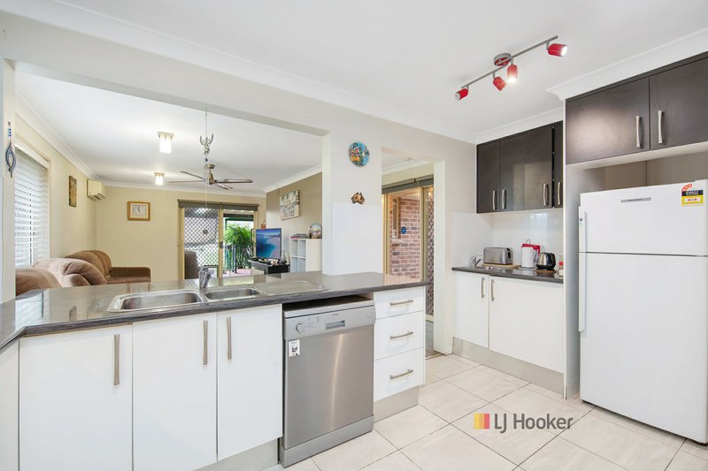 Photo - 7 Tarwhine Avenue, Chain Valley Bay NSW 2259 - Image 3