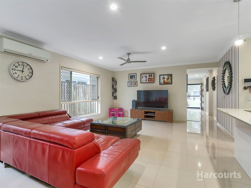 Photo - 7 Tasman Boulevard, Fitzgibbon QLD 4018 - Image 6