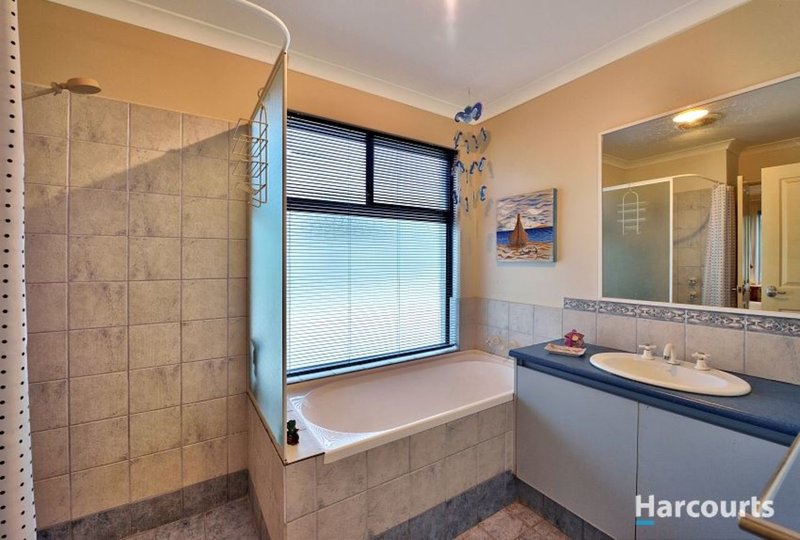 Photo - 7 Tasman Loop, Dudley Park WA 6210 - Image 11