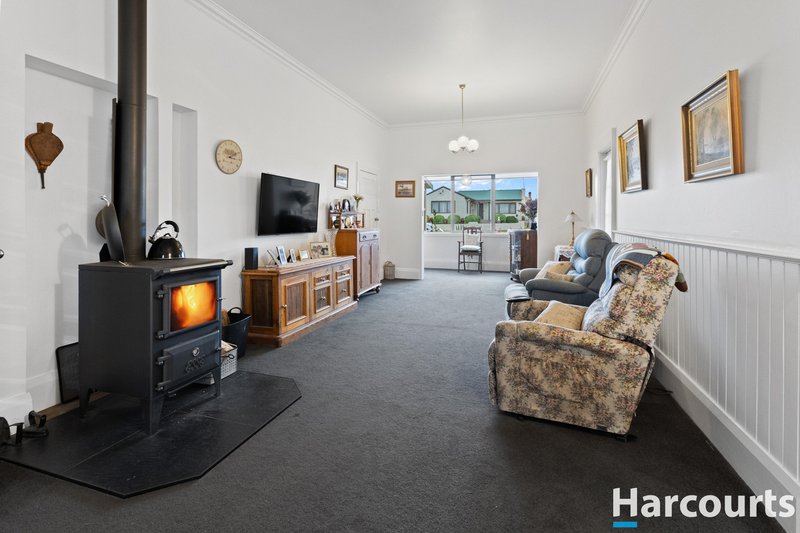 Photo - 7 Tasman Street, Devonport TAS 7310 - Image 11