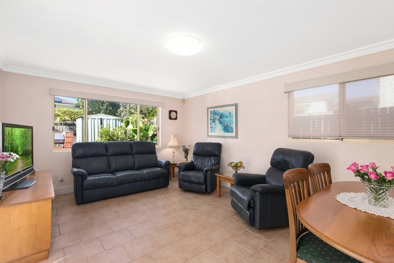 Photo - 7 Tasman Street, North Curl Curl NSW 2099 - Image 8