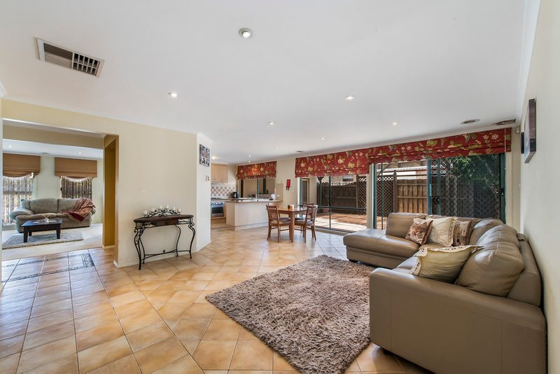 Photo - 7 Taylors Hill Boulevard, Taylors Hill VIC 3037 - Image 5