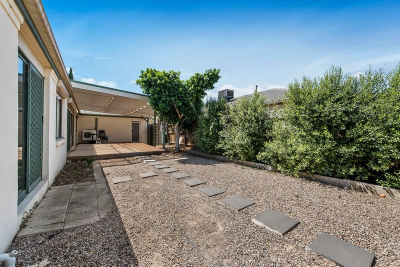 Photo - 7 Taylors Hill Boulevard, Taylors Hill VIC 3037 - Image 10