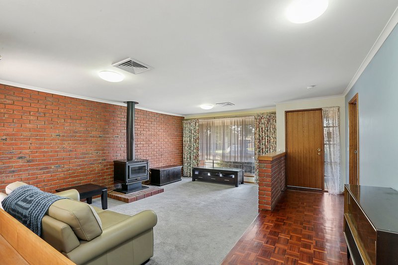 Photo - 7 Teesdale Court, Lara VIC 3212 - Image 4