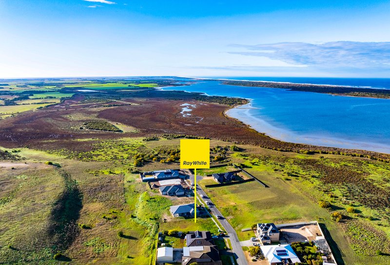 Photo - 7 Telegraph Court, Hindmarsh Island SA 5214 - Image 2