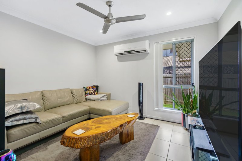 Photo - 7 Tey Court, Deebing Heights QLD 4306 - Image 3