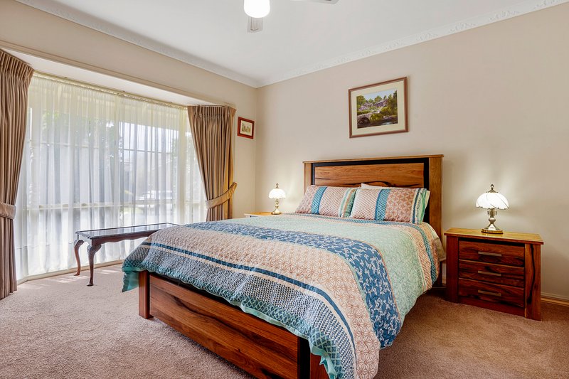 Photo - 7 The Boulevard, Narre Warren South VIC 3805 - Image 6