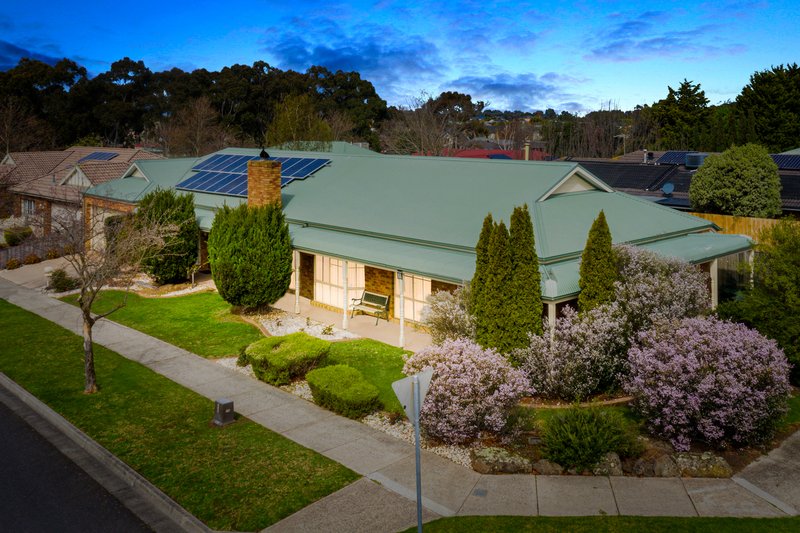 Photo - 7 The Boulevard, Narre Warren South VIC 3805 - Image 11