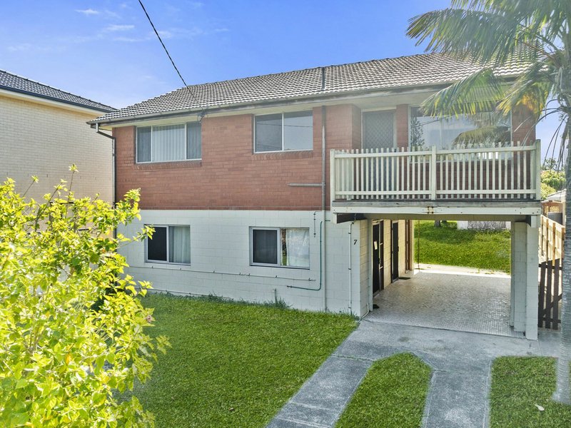 Photo - 7 The Crescent, Blue Bay NSW 2261 - Image 4