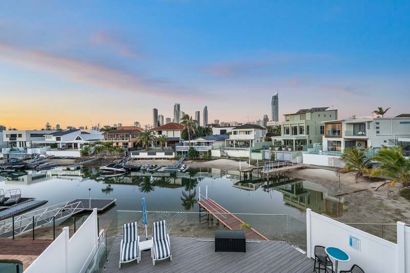 Photo - 7 The Lido , Isle Of Capri QLD 4217 - Image 26