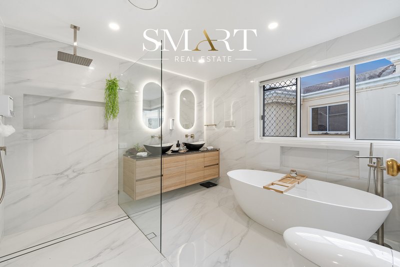 Photo - 7 The Lido , Isle Of Capri QLD 4217 - Image 28