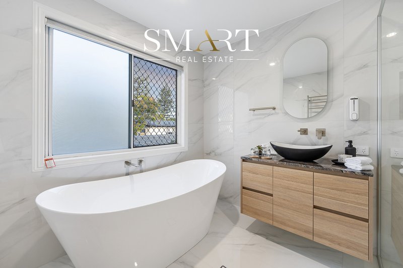 Photo - 7 The Lido , Isle Of Capri QLD 4217 - Image 34