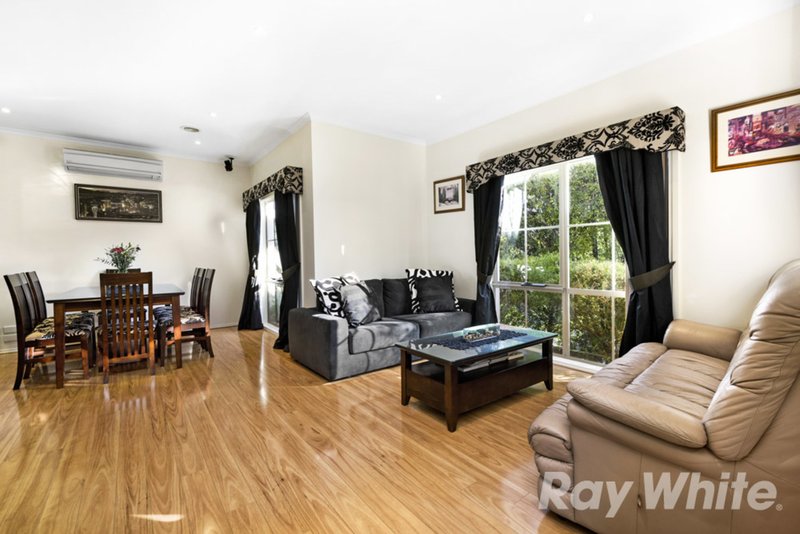 Photo - 7 The Rise, Glen Waverley VIC 3150 - Image 4