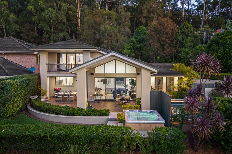 Photo - 7 Thistle Glen Close, Green Point NSW 2251 - Image 1