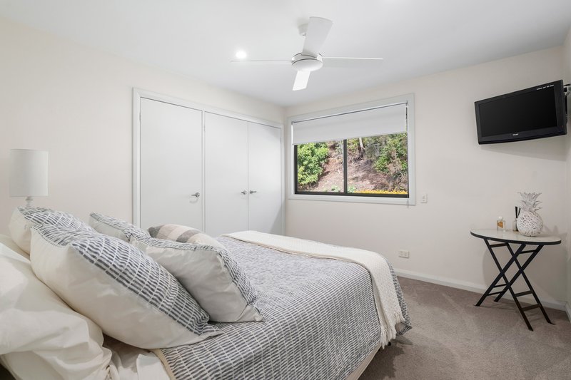 Photo - 7 Thistle Glen Close, Green Point NSW 2251 - Image 17