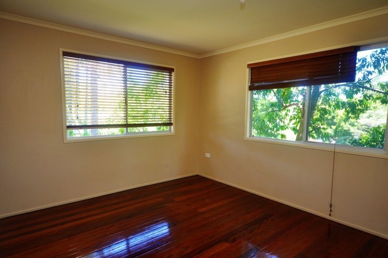 Photo - 7 Thomas Street, Narangba QLD 4504 - Image 7