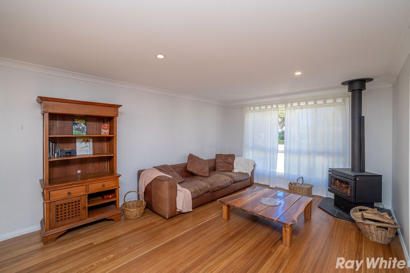 Photo - 7 Thora Close, Forster NSW 2428 - Image 2