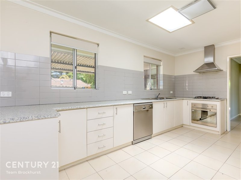 7 Thornlie Avenue, Thornlie WA 6108