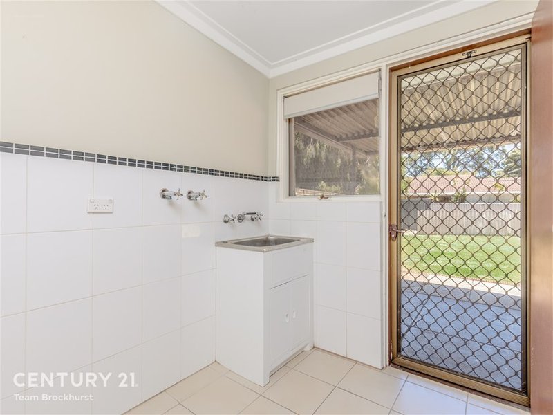 Photo - 7 Thornlie Avenue, Thornlie WA 6108 - Image 16