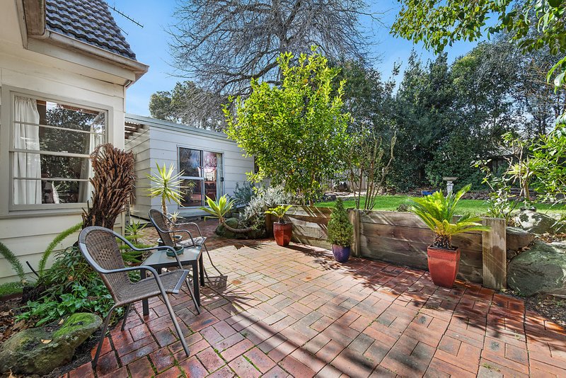 Photo - 7 Tiller Street, Burwood East VIC 3151 - Image 9