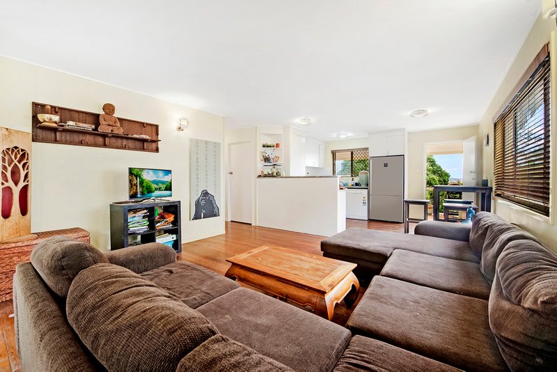 Photo - 7 Timbertop Mead , Burleigh Heads QLD 4220 - Image 2