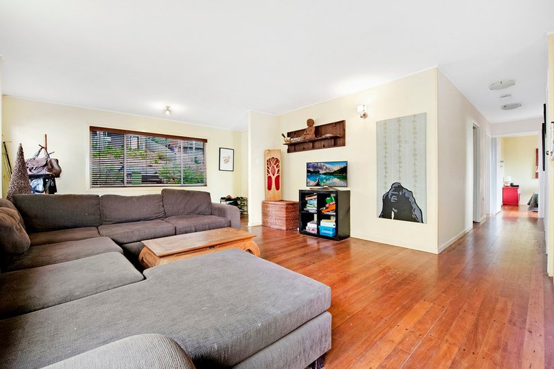 Photo - 7 Timbertop Mead , Burleigh Heads QLD 4220 - Image 3