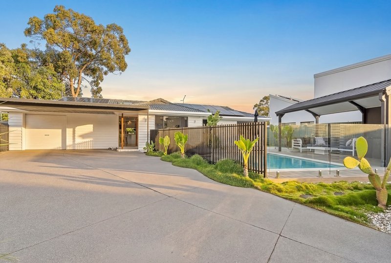 Photo - 7 Tirau Place, Broadbeach Waters QLD 4218 - Image 25