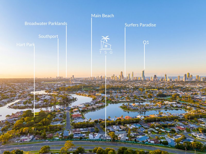 Photo - 7 Tirau Place, Broadbeach Waters QLD 4218 - Image 29
