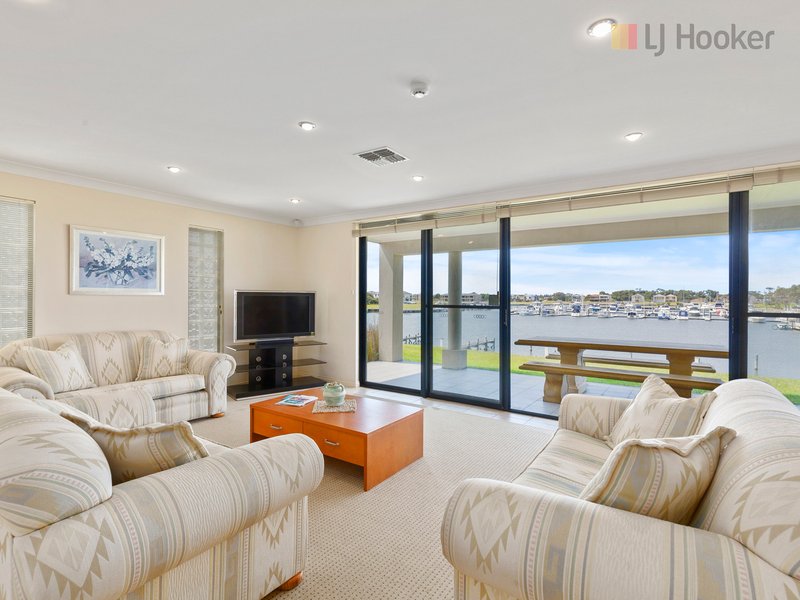 Photo - 7 Tolarno Drive, Hindmarsh Island SA 5214 - Image 4