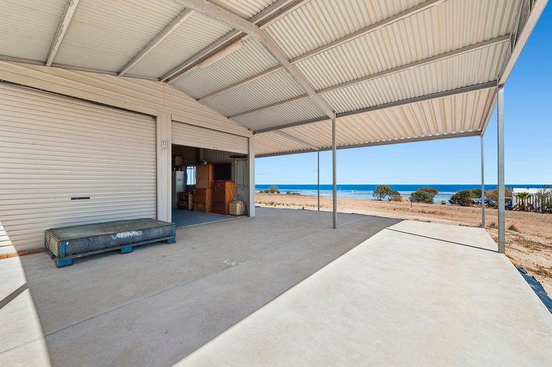 Photo - 7 Tonetaway Road, Tickera SA 5555 - Image 5