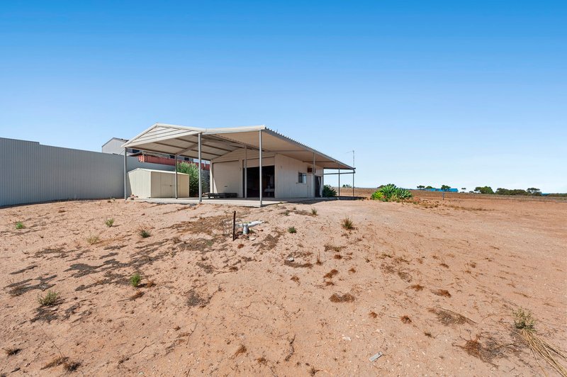 Photo - 7 Tonetaway Road, Tickera SA 5555 - Image 6